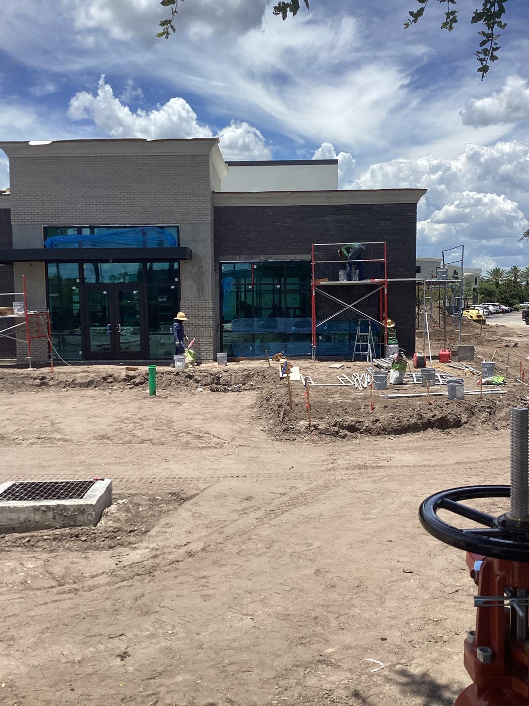 Delivered retail pad and finished site work at the Mall at Millenia